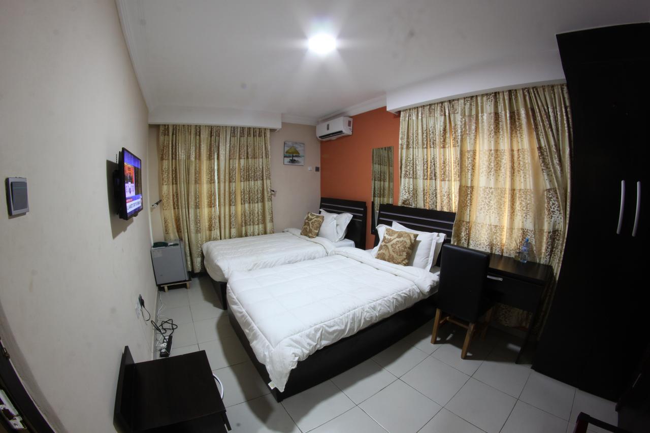 Abeokuta Celia'S Suites מראה חיצוני תמונה