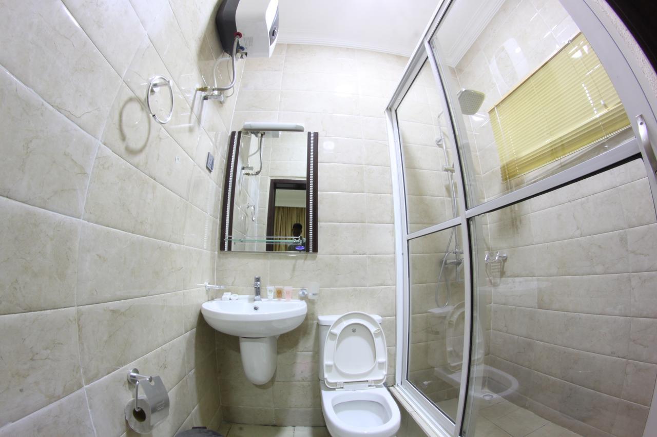 Abeokuta Celia'S Suites מראה חיצוני תמונה