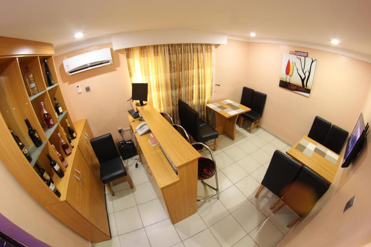 Abeokuta Celia'S Suites מראה חיצוני תמונה